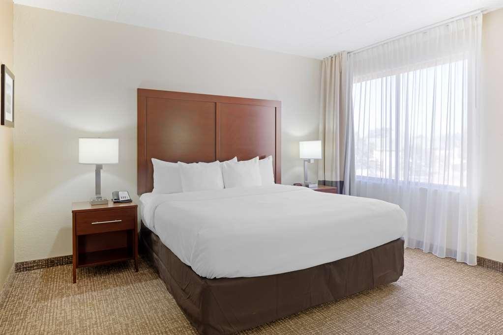 וויצ'יטה Comfort Inn & Suites חדר תמונה